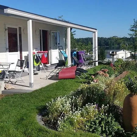 Studio-genua-mit-terrasse-grill-seeblick *